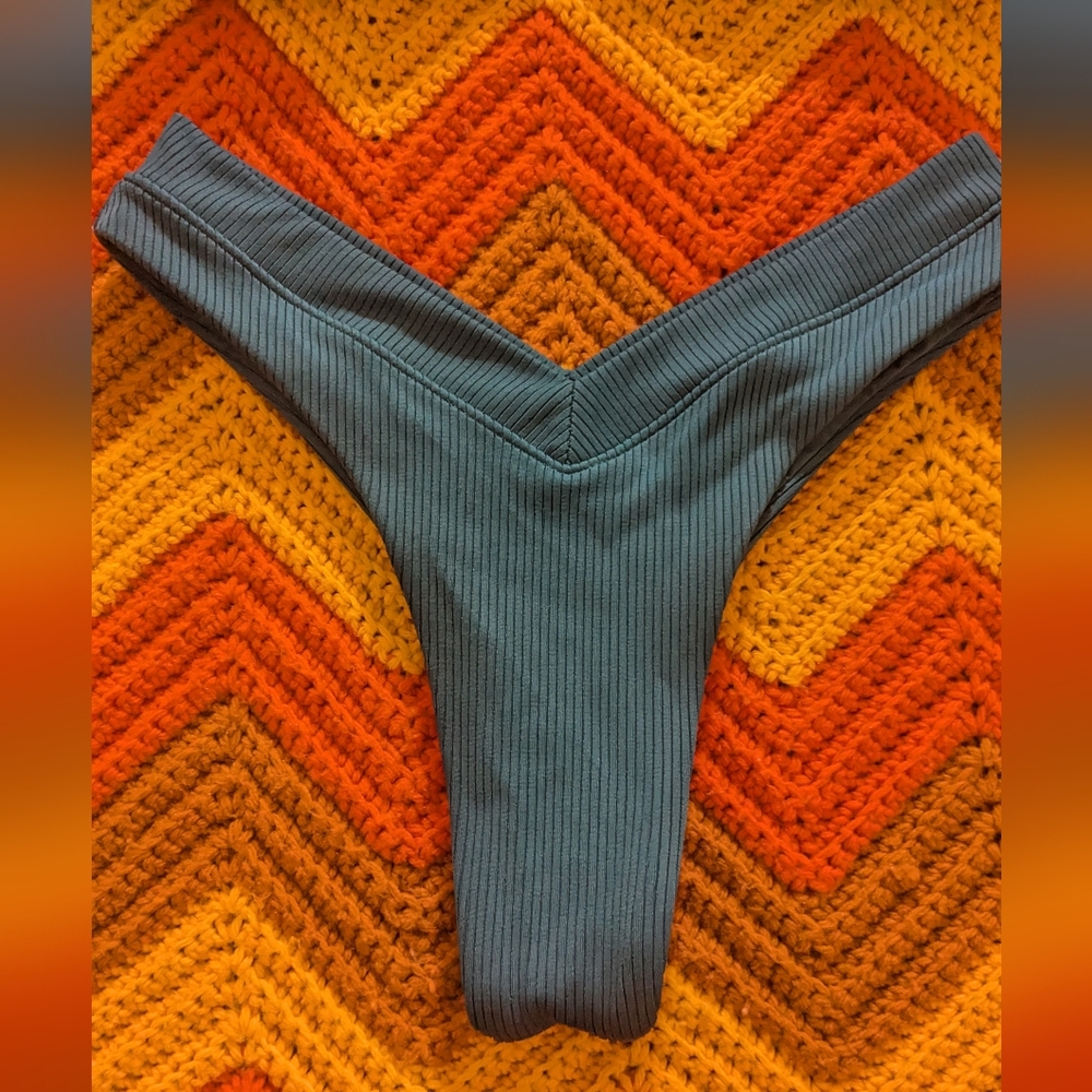 OneOne Bikini - Picture 7 of 12